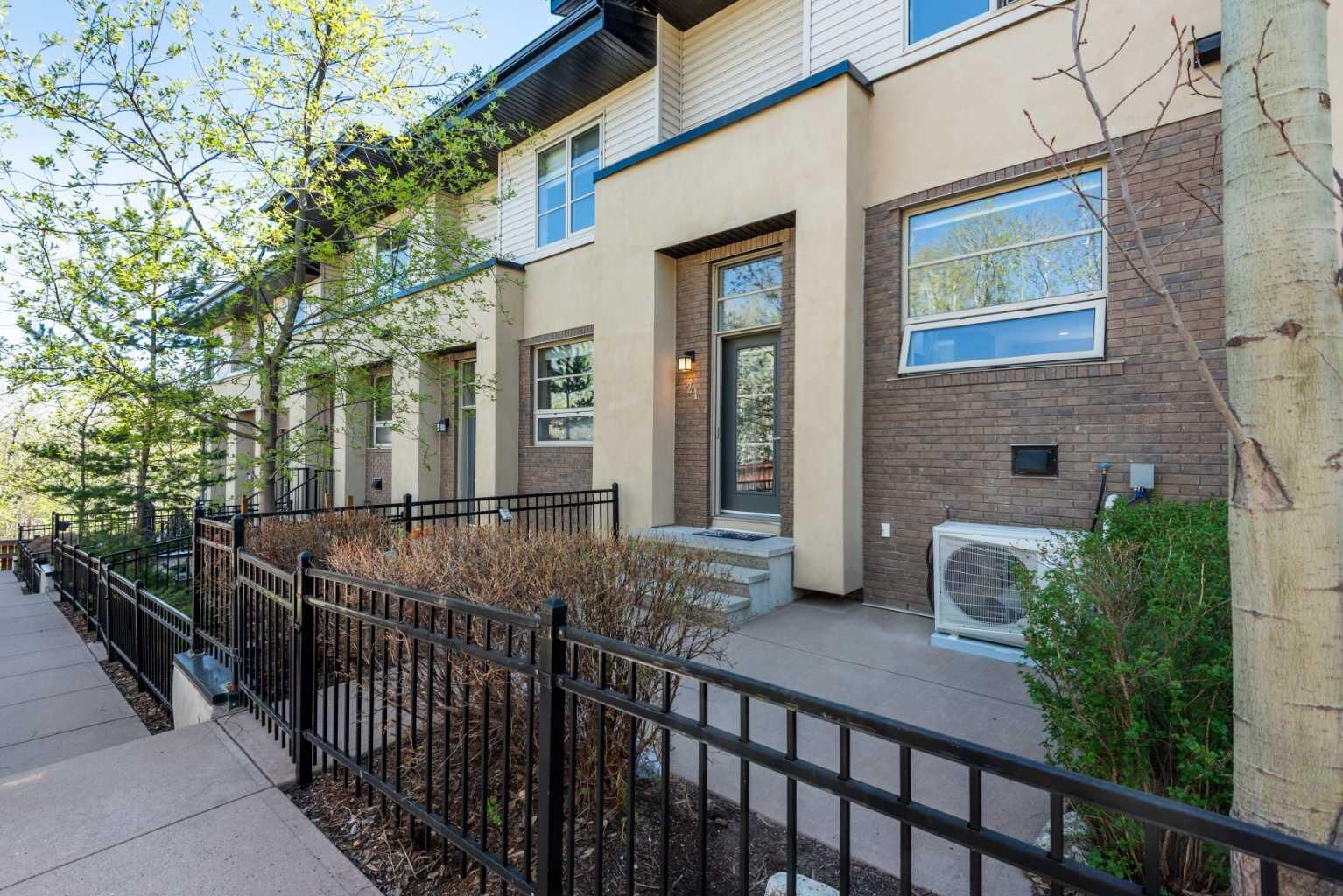 Photo de la propriété:  24 Aspen Hills Common SW  AB T3H 0R7 