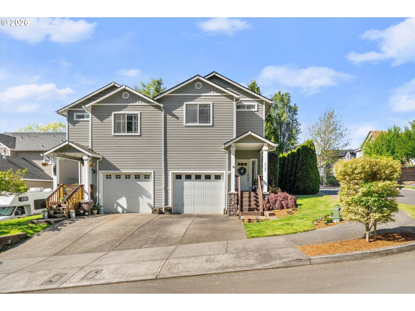 Property Photo:  5797 SE 18th Ct  OR 97080 