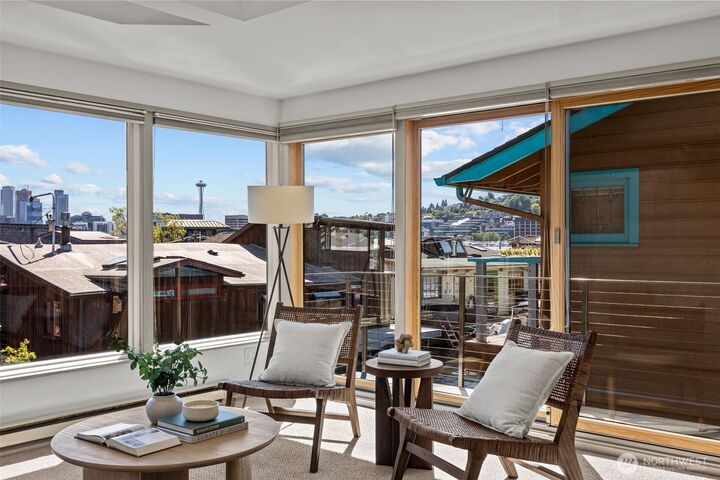 Property Photo: 2025 Fairview Avenue E WA 98102