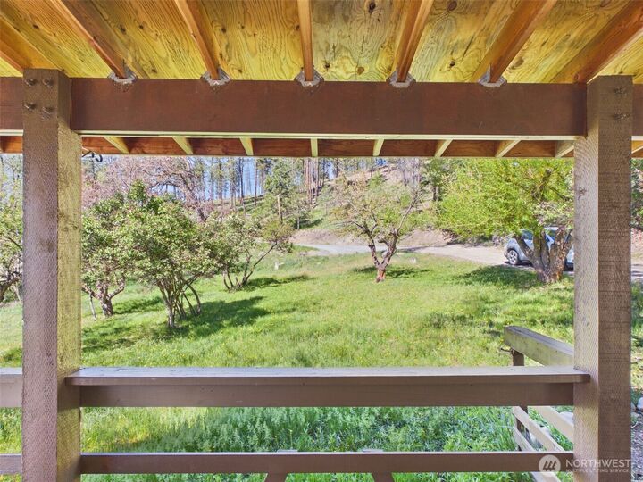 Property Photo:  50  Klondike Road  WA 99166 