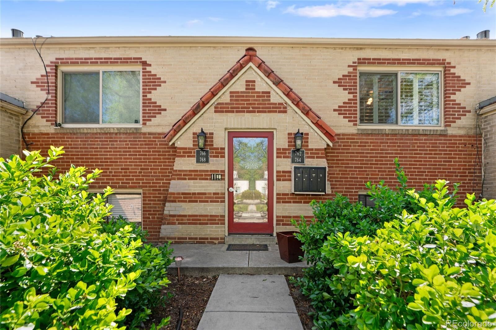Property Photo:  762 Dexter Street  CO 80220 
