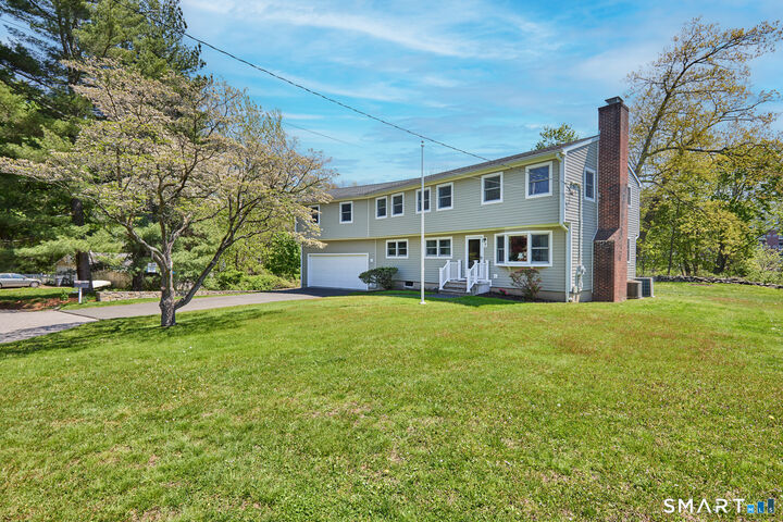 Property Photo:  7 Keller Lane  CT 06880 