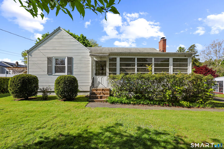 Property Photo:  2 Earle Street  CT 06480 