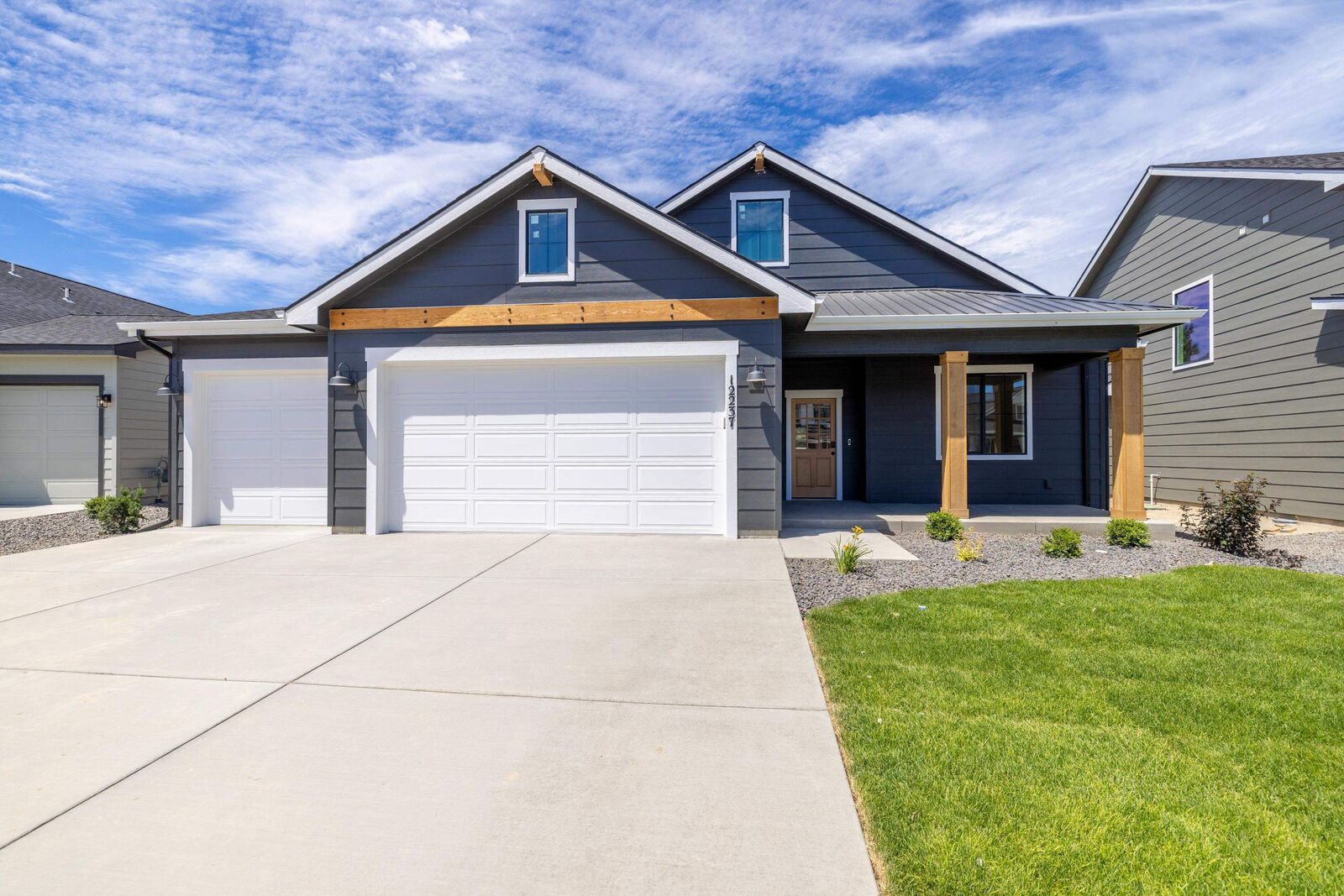Property Photo:  12237 N Valencia Ave  WA 99218 