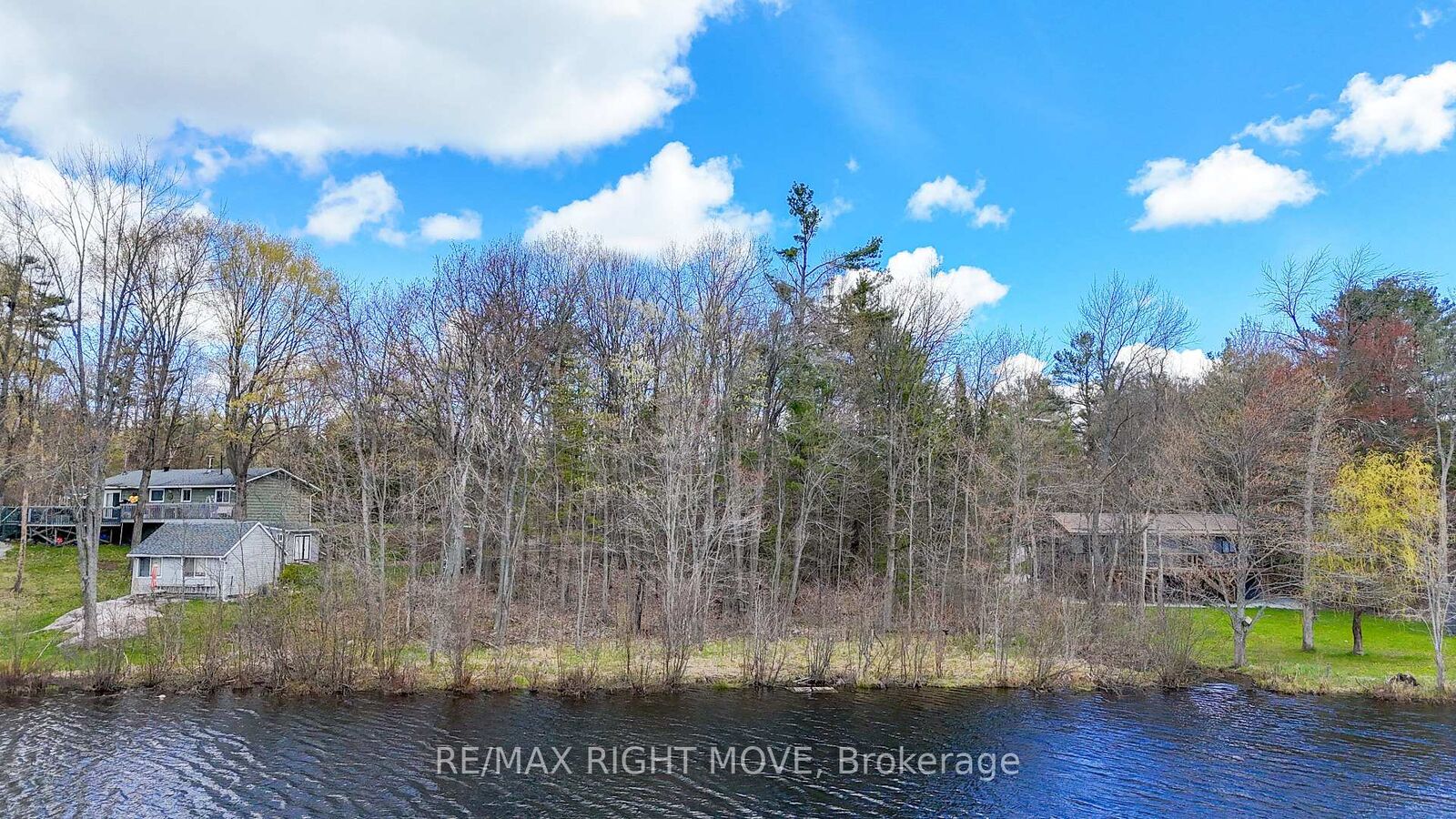 Property Photo:  5123 Severn Pines Crescent  ON L0K 2B0 