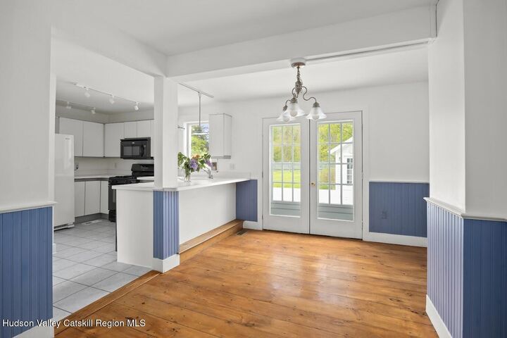 Property Photo:  1501 County Road 28  NY 12184 