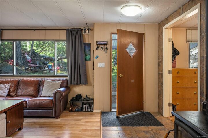 Property Photo:  970 Carmen Cres  BC V0R 1X2 