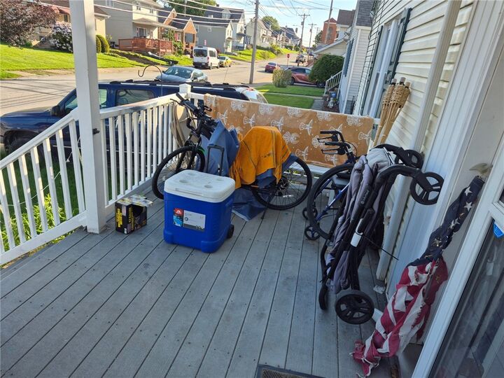 Property Photo:  1013 Henry St  PA 15012 