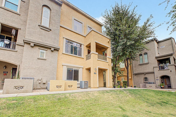 Property Photo: 16825 N 14th Street 49 AZ 85022
