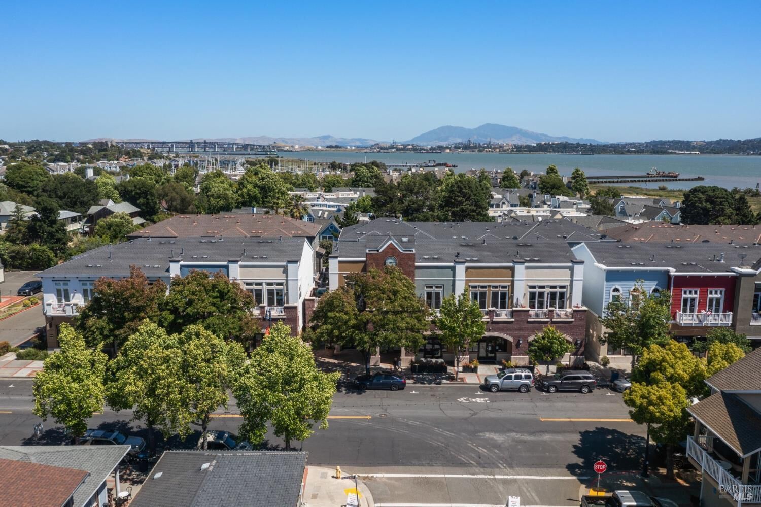 Property Photo:  294 1st Street  CA 94510 