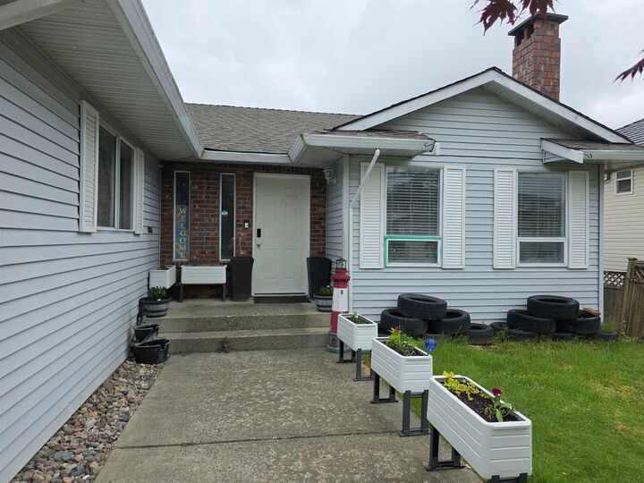 Property Photo: 32575 Peardonville Road BC V2T 1N2