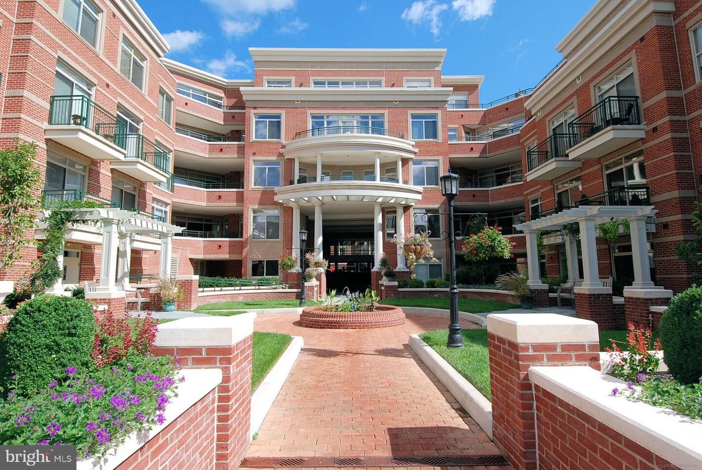 Property Photo:  66 Franklin Street 306  MD 21401 