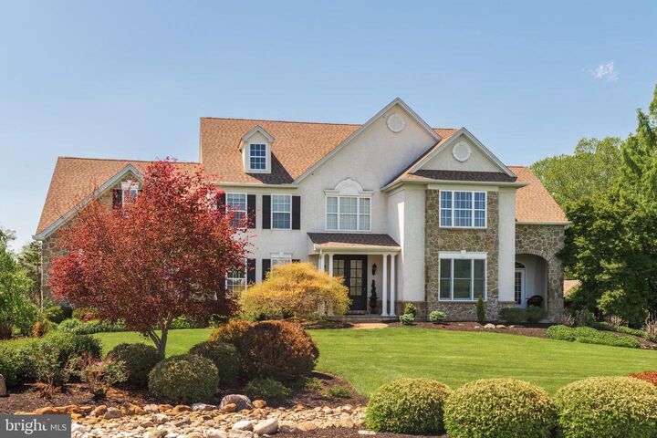 Property Photo: 93 Hearthstone Circle PA 19460