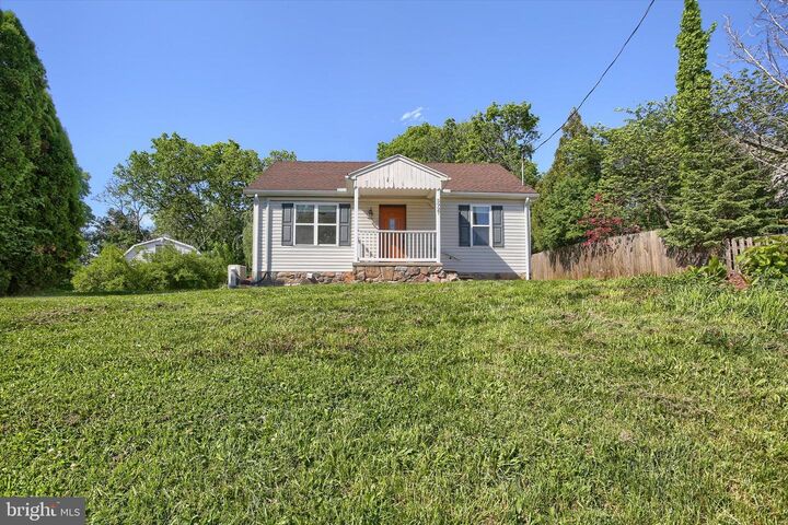 Property Photo:  5927 Susquehanna Trail  PA 17345 