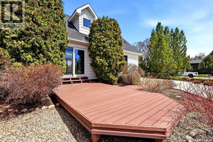 Property Photo:  4 Bannister Avenue  SK S4R 5K9 