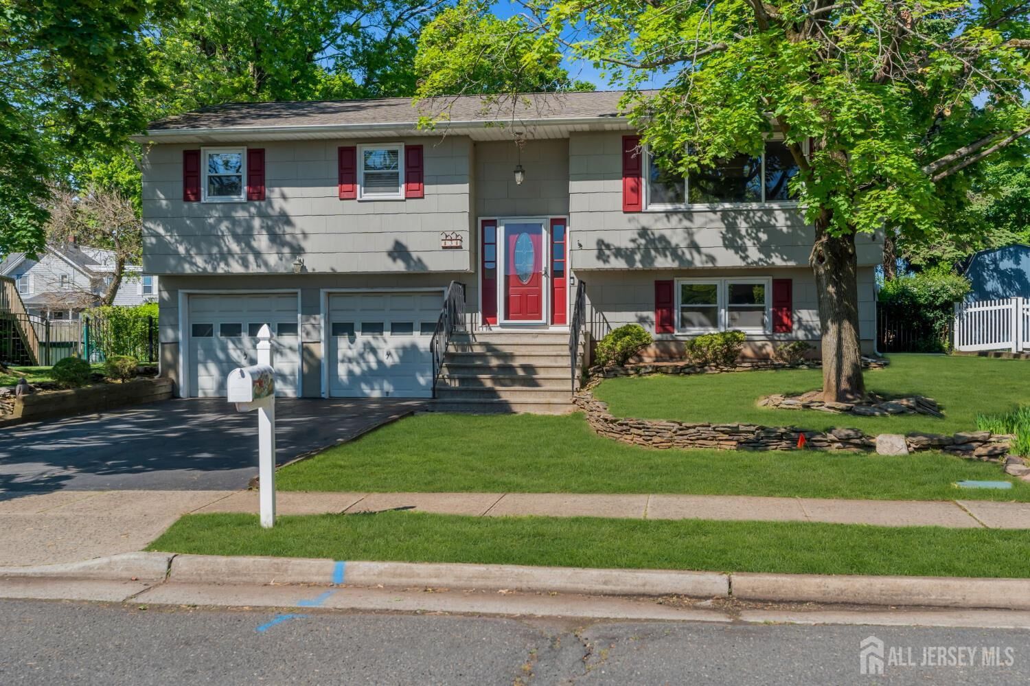 Property Photo:  3 Wilton Avenue  NJ 08846 