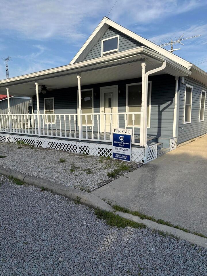 Property Photo:  150 Chase Avenue  OH 43348 
