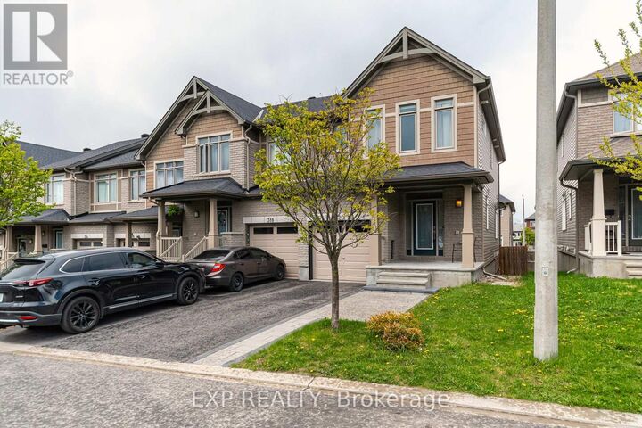 Property Photo:  320 Broadridge Crescent  ON K1W 0H1 