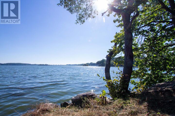 Property Photo: 4049 Hiawatha Lane ON K0H 1H0