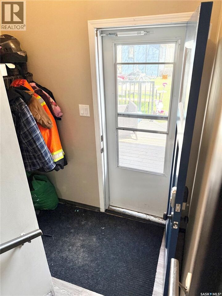 Property Photo:  223 3rd Avenue W  SK S0J 2M0 