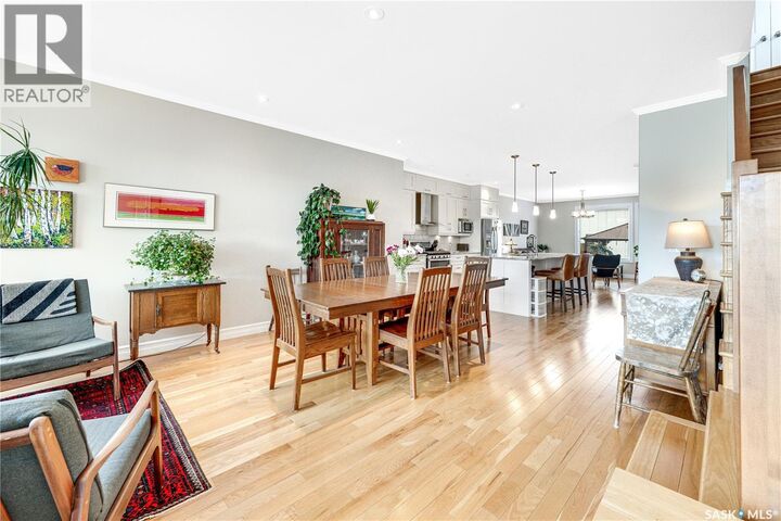 Property Photo:  2123 York Avenue  SK S7J 1H7 