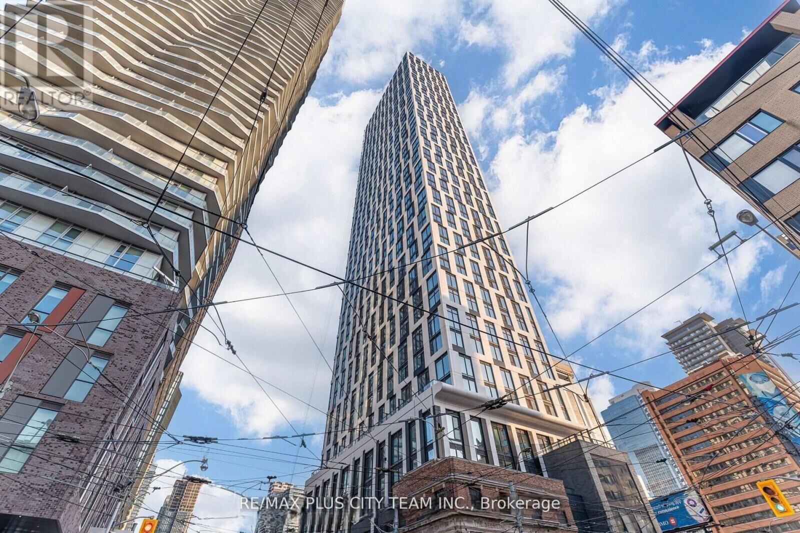Property Photo:  252 Church Street 3303  ON M5B 0E6 