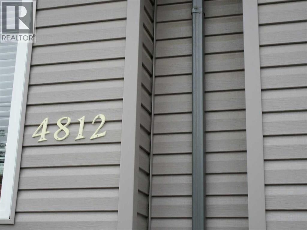 Property Photo:  4812 45 Street  SK S9V 0H9 