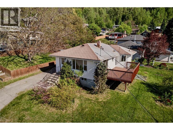 Property Photo:  902 Gore Street  BC V1L 5C9 