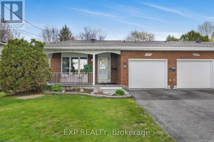 Property Photo:  1996 Belcourt Boulevard  ON K1C 1M5 