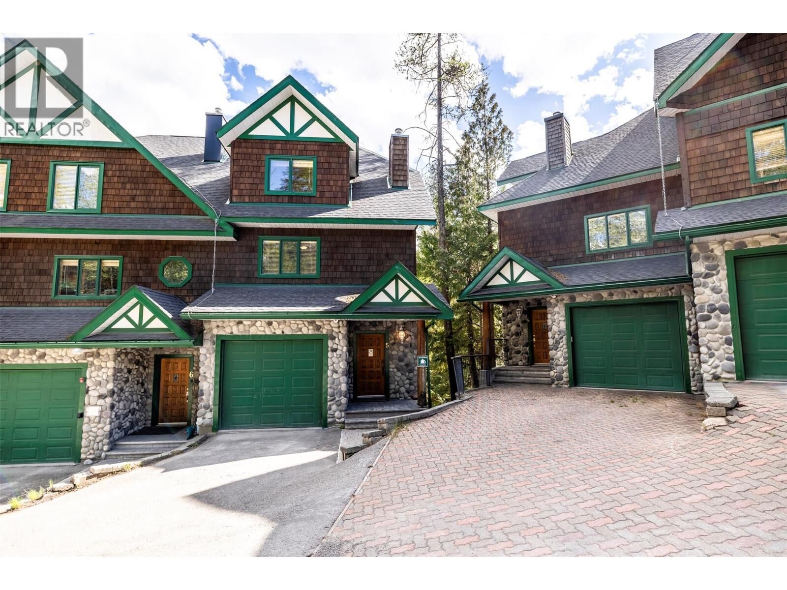 Property Photo: 5388 Highline Drive 5 BC V0B 1M6