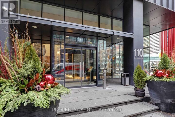 Property Photo:  110 Charles Street East 2903  ON M4Y 1T5 