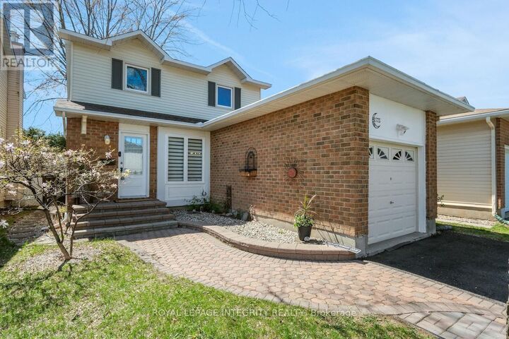 Property Photo:  1575 Des Grives Crescent  ON K1C 5C2 