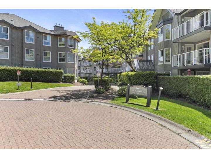 Property Photo:  15140 108 Avenue 315  BC V3R 0T9 