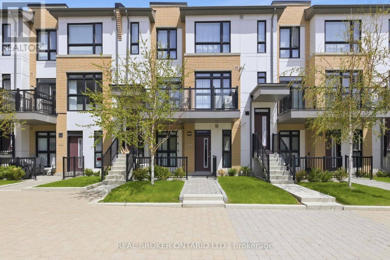 Property Photo:  90 Canon Jackson Drive 109  ON M6M 0C1 