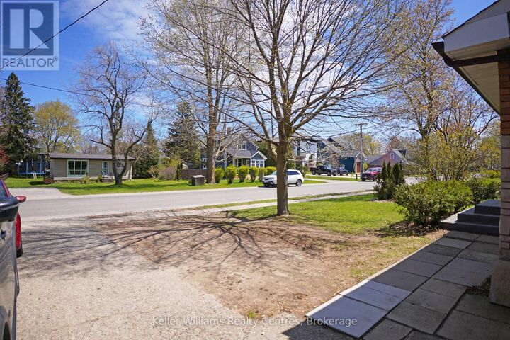 Property Photo:  458 Market Street  ON N0H 2C2 
