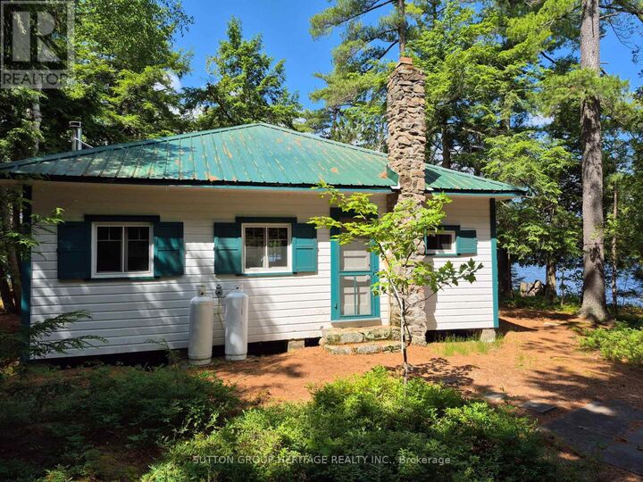 Property Photo:  909 Ashby Lake Wa  ON K0H 1K0 