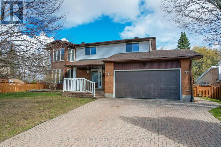 Property Photo:  28 Labreche Drive  ON P1A 3P5 
