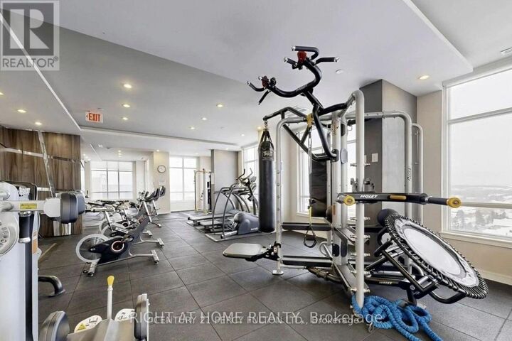 Property Photo:  9205 Yonge Street 512  ON L4C 1V5 