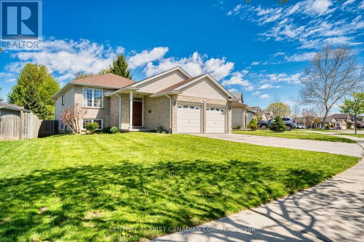 Property Photo:  1761 Devos Drive  ON N5X 4H9 