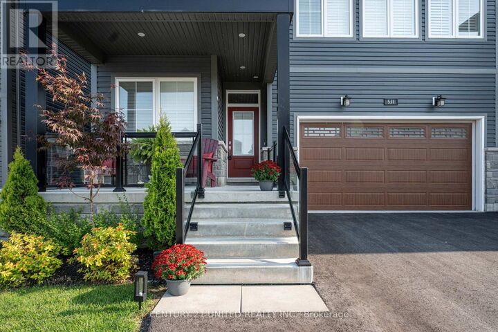 Property Photo:  531 Clayton Avenue  ON K9K 0G3 