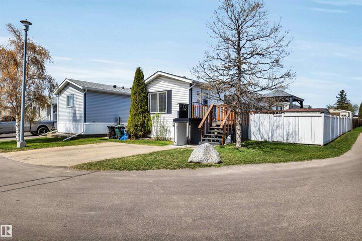1600 Jubilee Crescent — photo 1