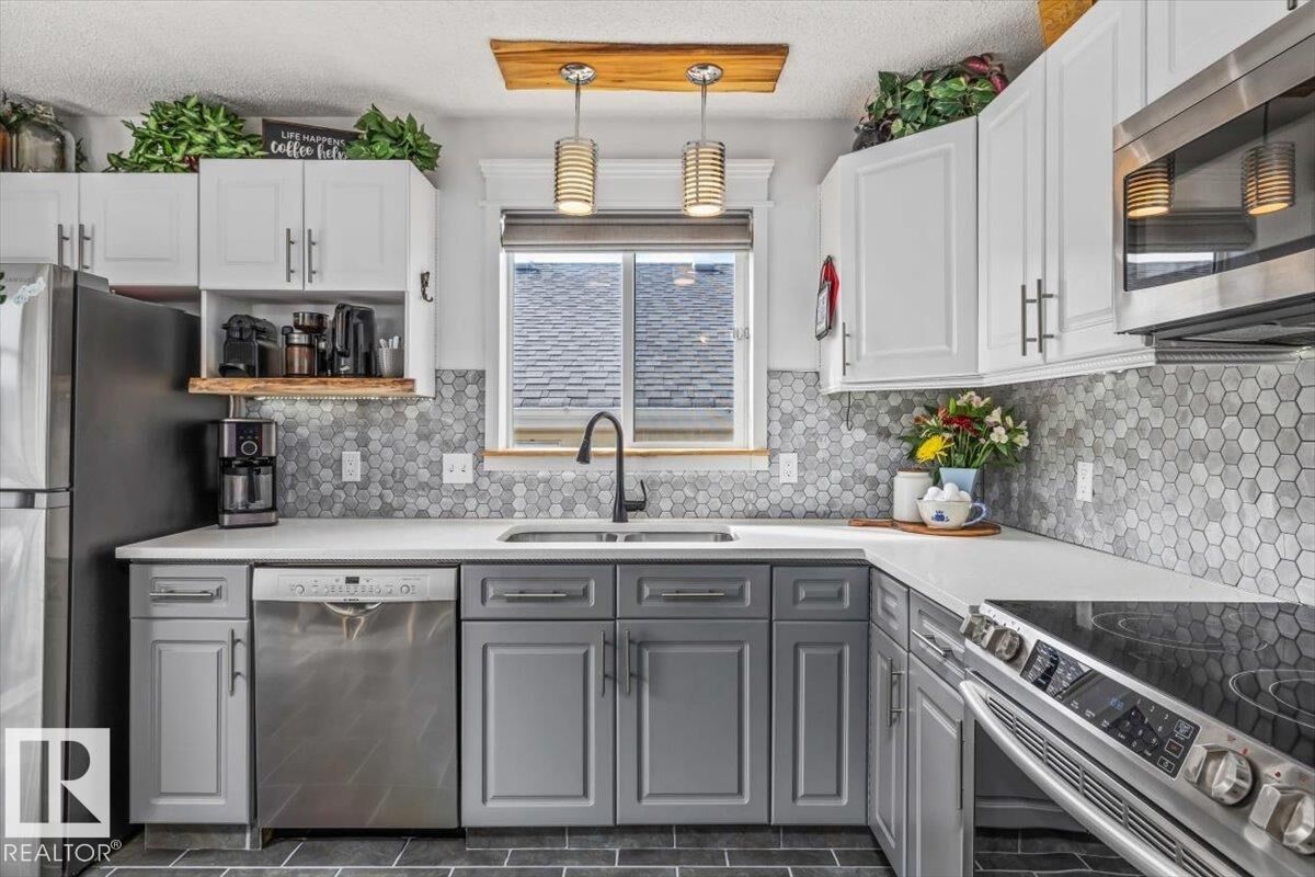 Property Photo:  62 La Costa Fairway Close  AB T7Z 2A5 