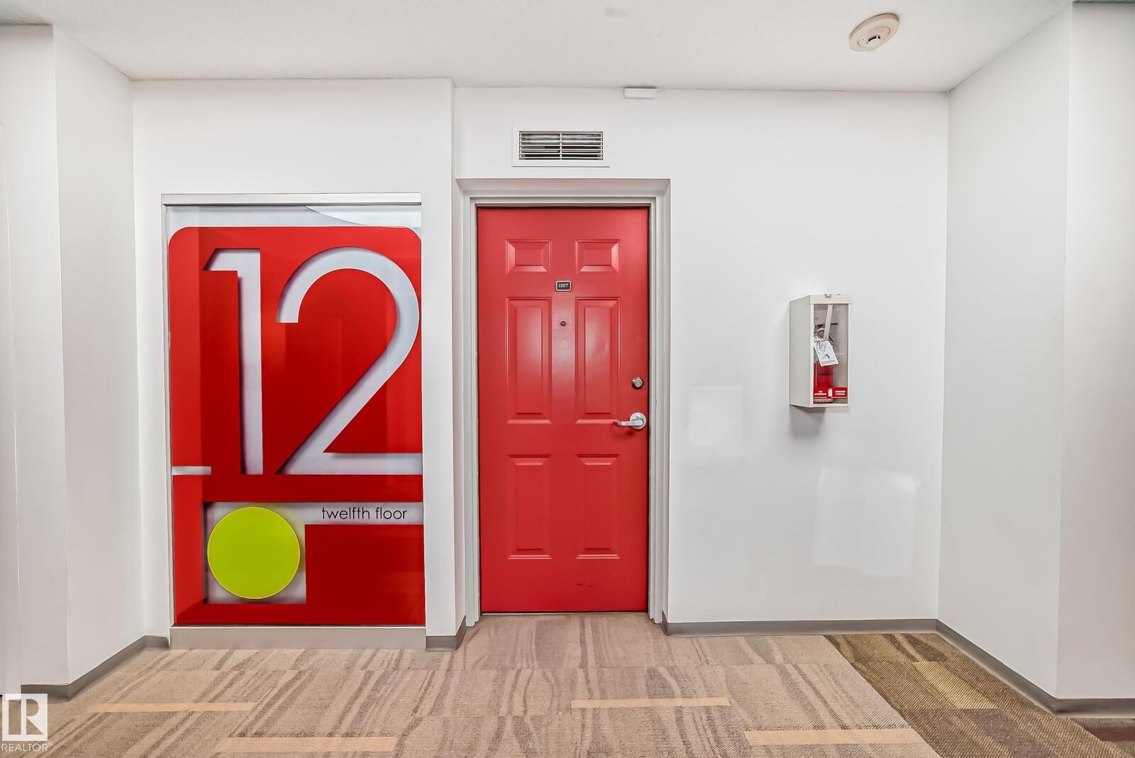 Property Photo:  10024 Jasper Avenue NW 1207  AB T5J 1R9 