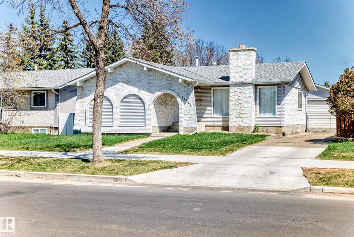 Property Photo:  16819 109 Street NW  AB T5X 2R5 