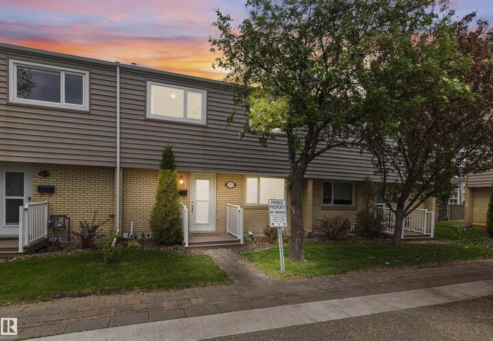 Property Photo:  171 Royal Road NW  AB T6J 2E7 