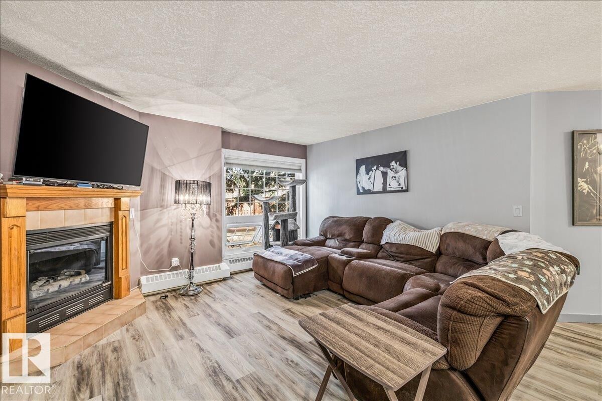Property Photo:  3 Perron Street 514  AB T8N 5Z5 