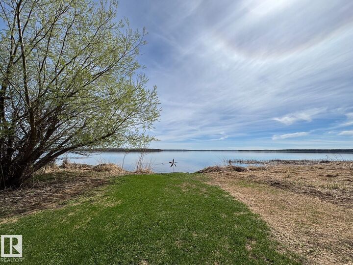 Property Photo:  41 465022 Range Road 62  AB T0C 0T0 