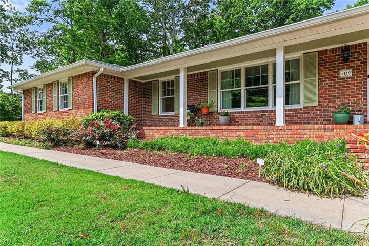 Property Photo:  119 Windwood Way  GA 30165 