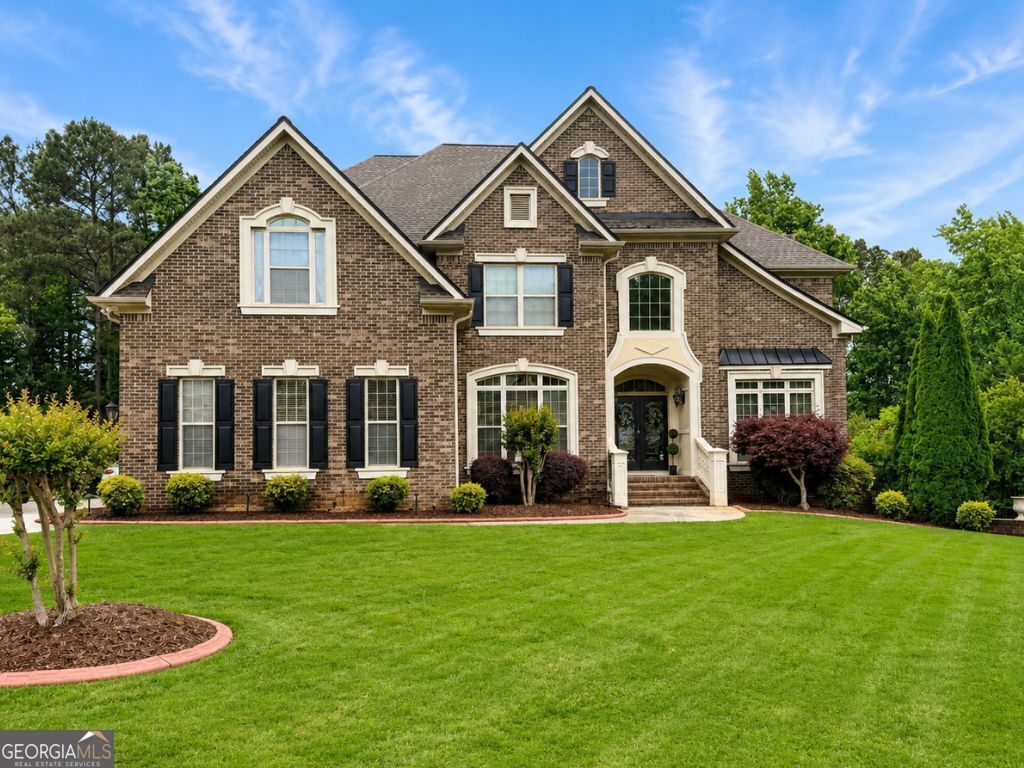Property Photo:  818 Treeline Drive SE  GA 30094 