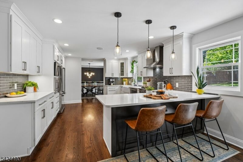 Property Photo:  7 N Wyoming Ave  NJ 07079 